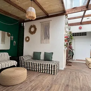  Guest house Trip'n'hostel Chill Zone Albania